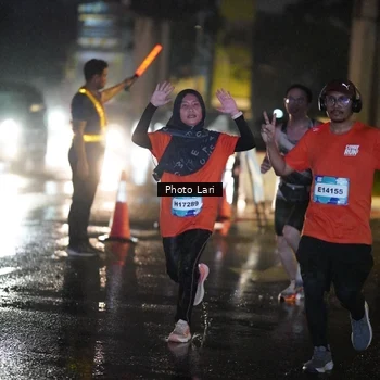 Runner Photo 7651277