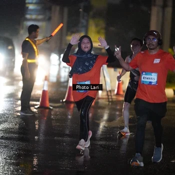 Runner Photo 7651282