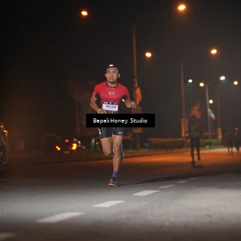 Runner Photo 7651285