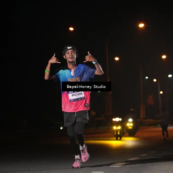 Runner Photo 7651295