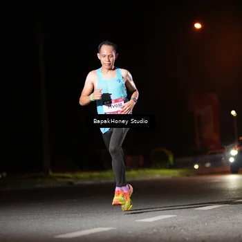 Runner Photo 7651298