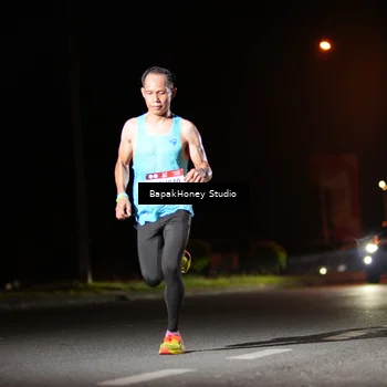 Runner Photo 7651311