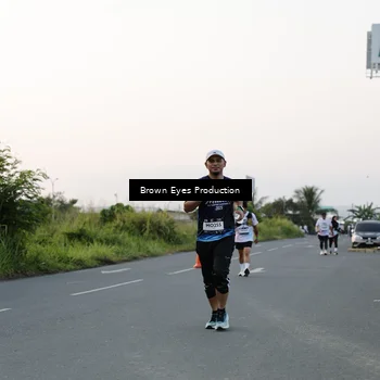 Runner Photo 7651324