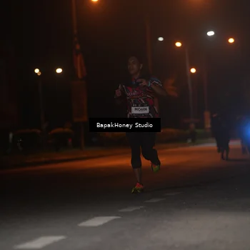 Runner Photo 7651331
