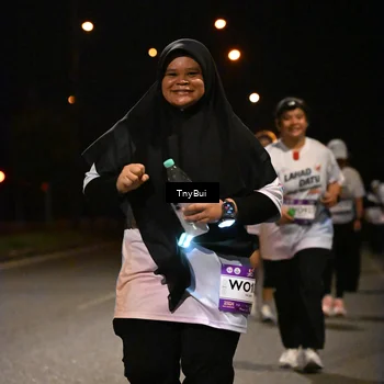 Runner Photo 7651340