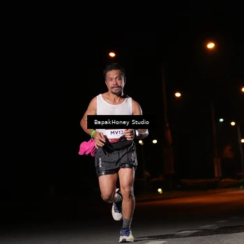 Runner Photo 7651346