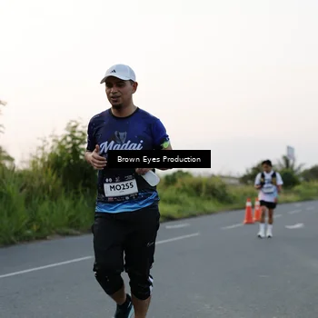 Runner Photo 7651347