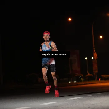 Runner Photo 7651366