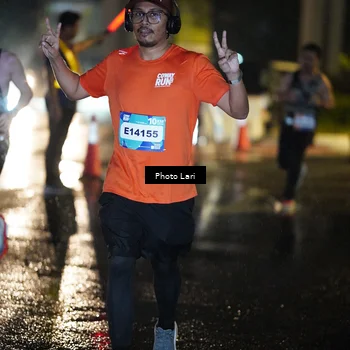 Runner Photo 7651375