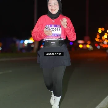 Runner Photo 7651397