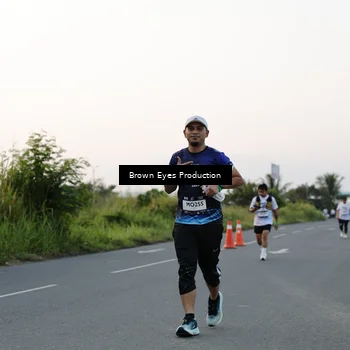 Runner Photo 7651403