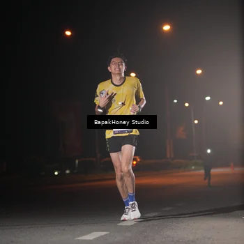 Runner Photo 7651410