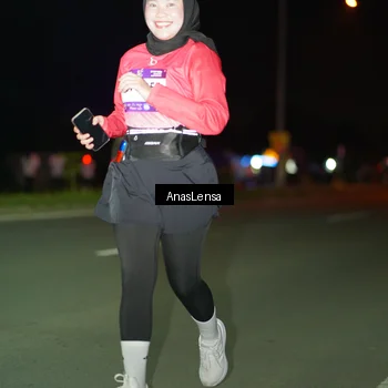 Runner Photo 7651412