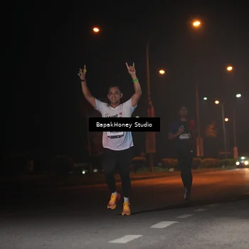 Runner Photo 7651430