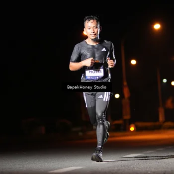 Runner Photo 7651442