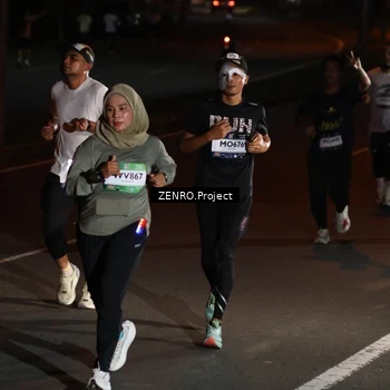 Runner Photo 7651455