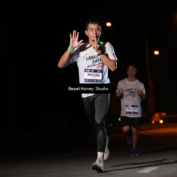 Runner Photo 7651458