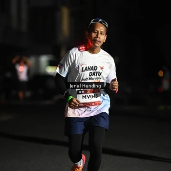 Runner Photo 7651461