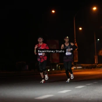 Runner Photo 7651465