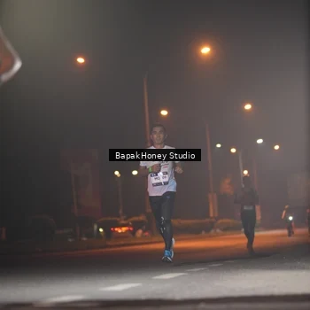 Runner Photo 7651466