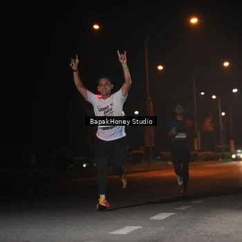 Runner Photo 7651472