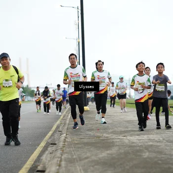 Runner Photo 7651476
