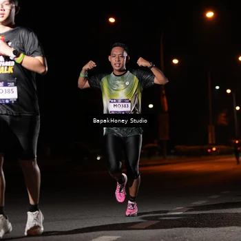 Runner Photo 7651486