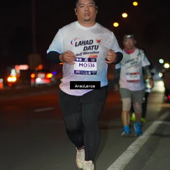 Runner Photo 7651488