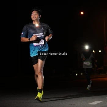 Runner Photo 7651499
