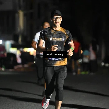 Runner Photo 7651501