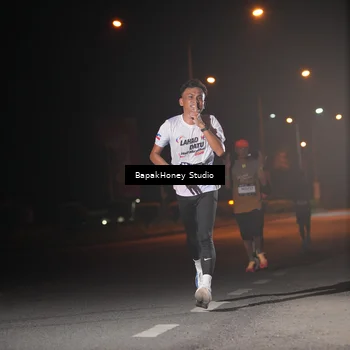 Runner Photo 7651507