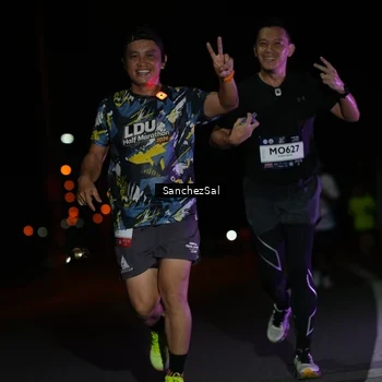 Runner Photo 7651511