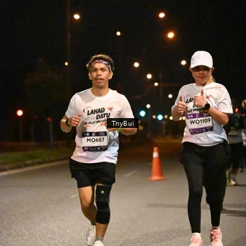 Runner Photo 7651513