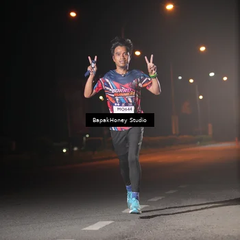 Runner Photo 7651514