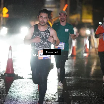 Runner Photo 7651515