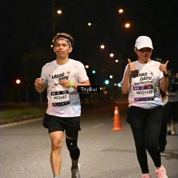 Runner Photo 7651522