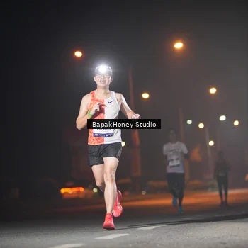 Runner Photo 7651549