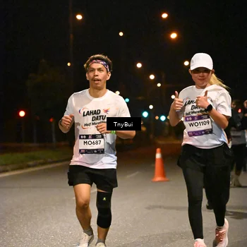 Runner Photo 7651559