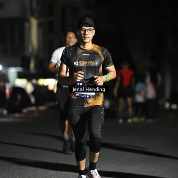 Runner Photo 7651560
