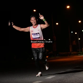 Runner Photo 7651561