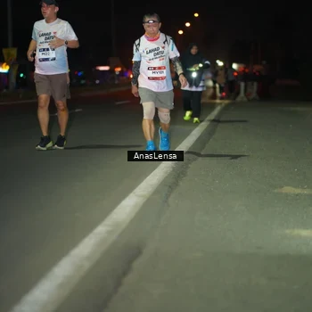Runner Photo 7651578