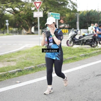 Runner Photo 7651593