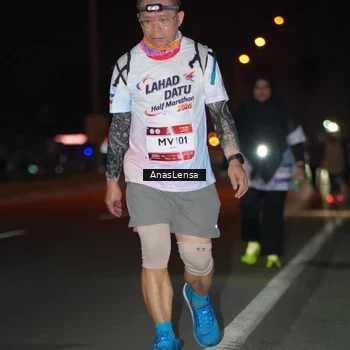 Runner Photo 7651600