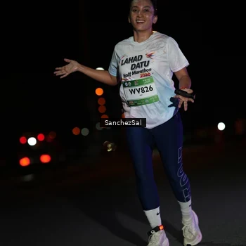Runner Photo 7651601
