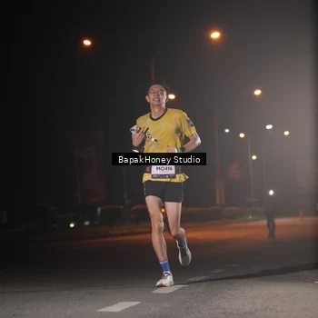 Runner Photo 7651604