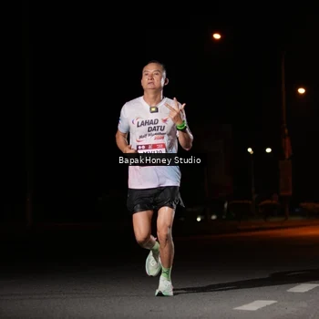 Runner Photo 7651610