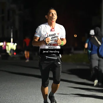 Runner Photo 7651615