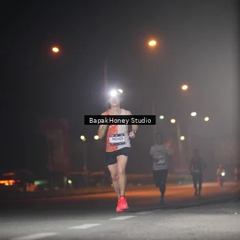 Runner Photo 7651617