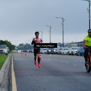 Runner Photo 7651622