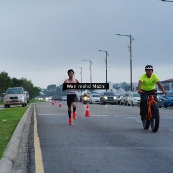 Runner Photo 7651631